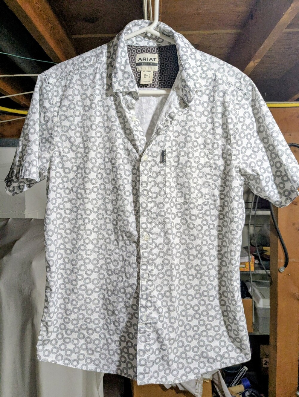 Ariat White Short Sleeve Button-Up Shirt with Gray Ring Print, Large